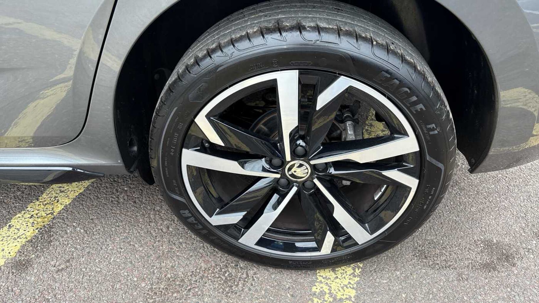 SKODA Kamiq 1.5 TSI Monte Carlo 5dr DSG Petrol Hatchback