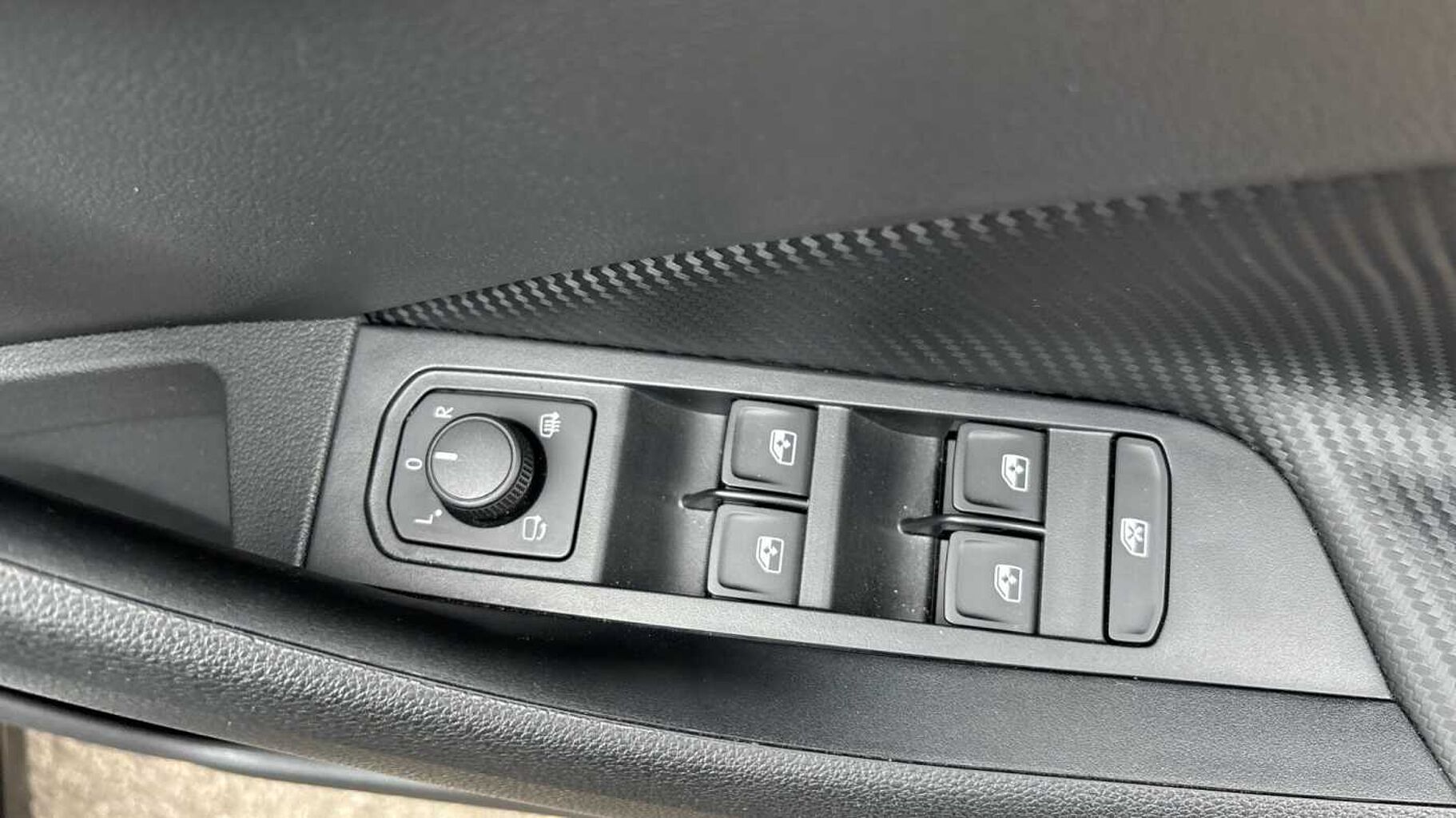 SKODA Kamiq 1.5 TSI Monte Carlo 5dr DSG Petrol Hatchback