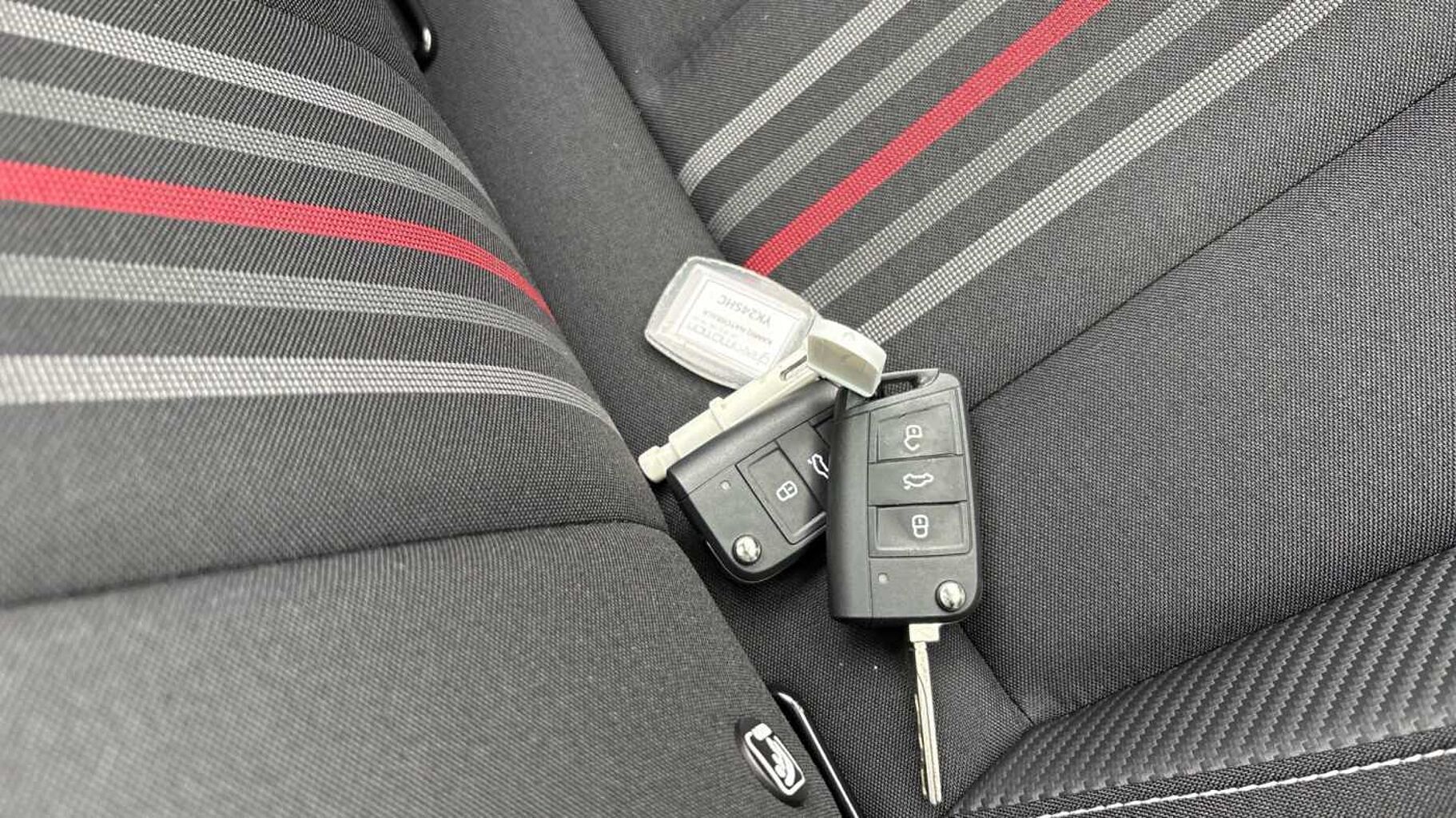 SKODA Kamiq 1.5 TSI Monte Carlo 5dr DSG Petrol Hatchback