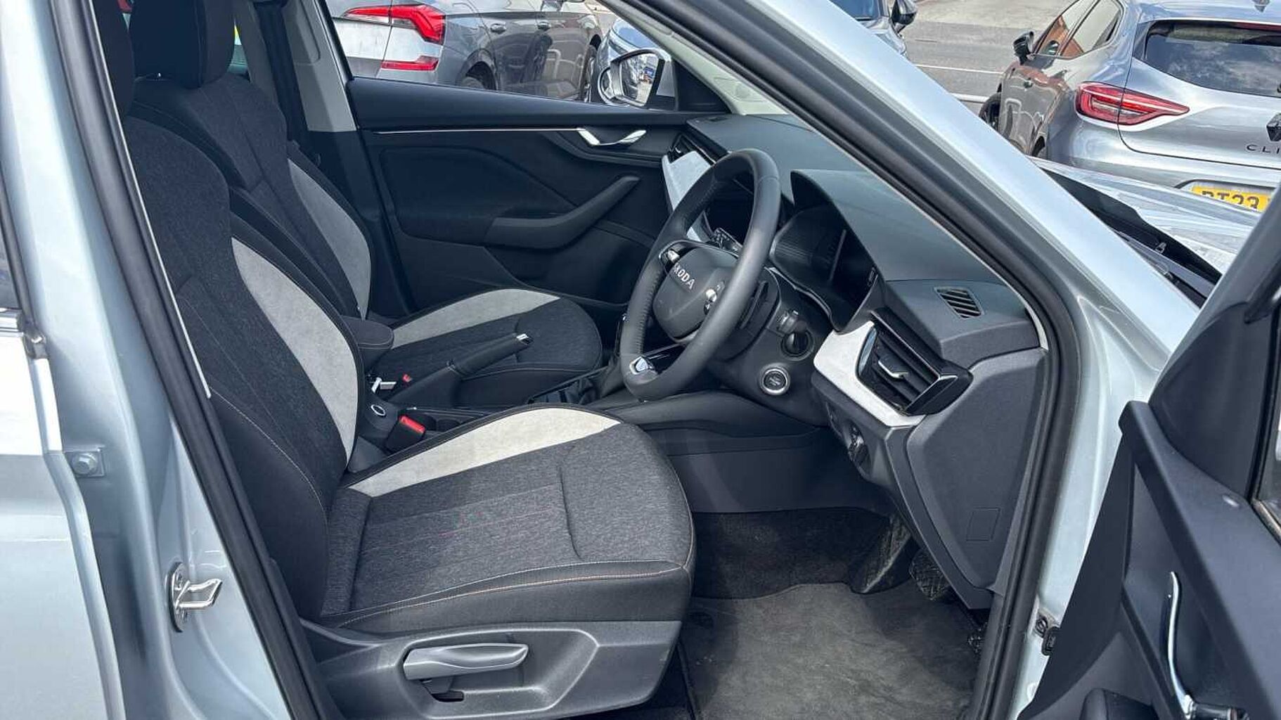 SKODA Kamiq 1.5 TSI SE L 5dr DSG Petrol Hatchback