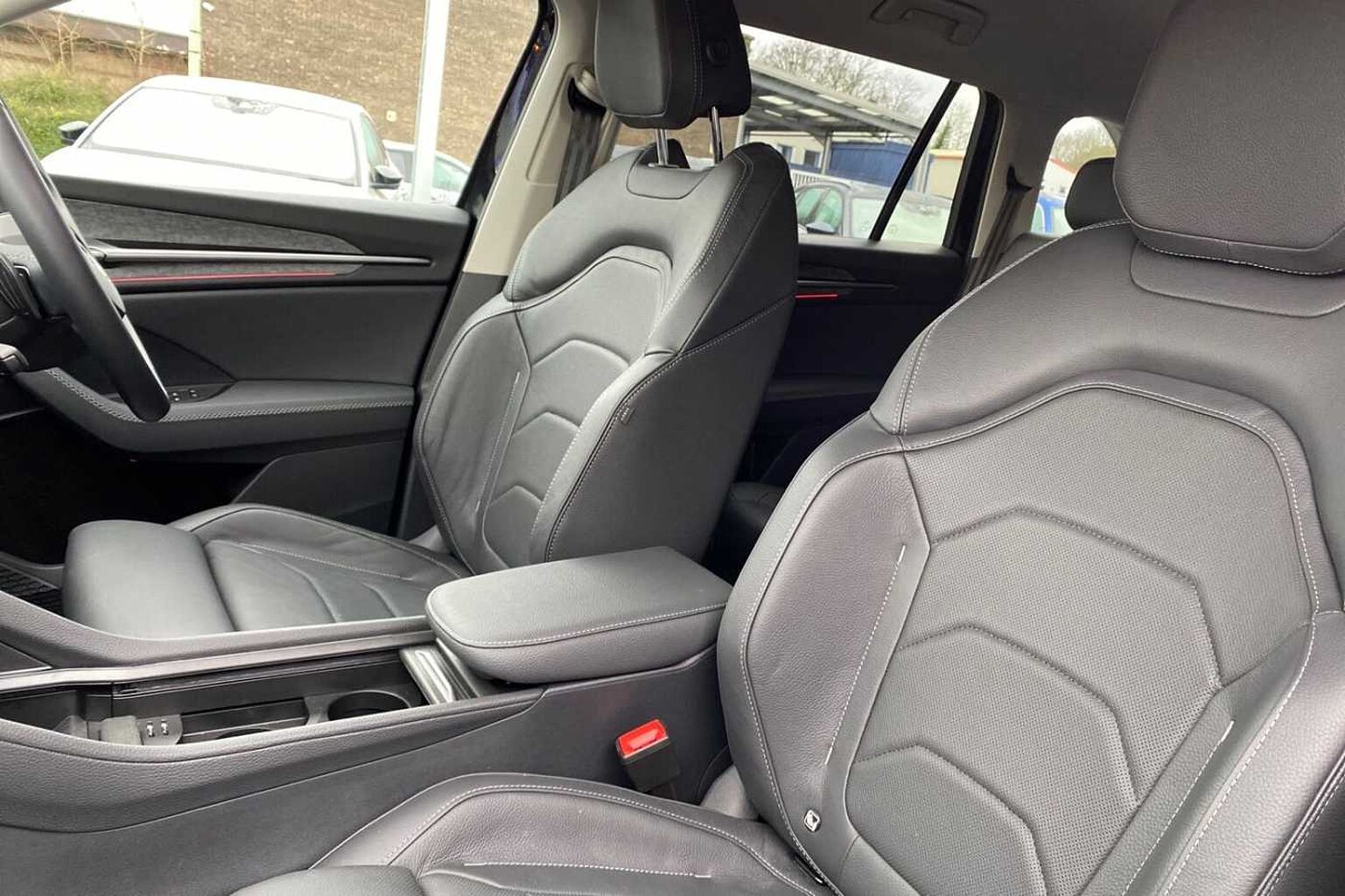 SKODA Kodiaq SE L (5 seats) 1.5 TSI iV 204 PS DSG