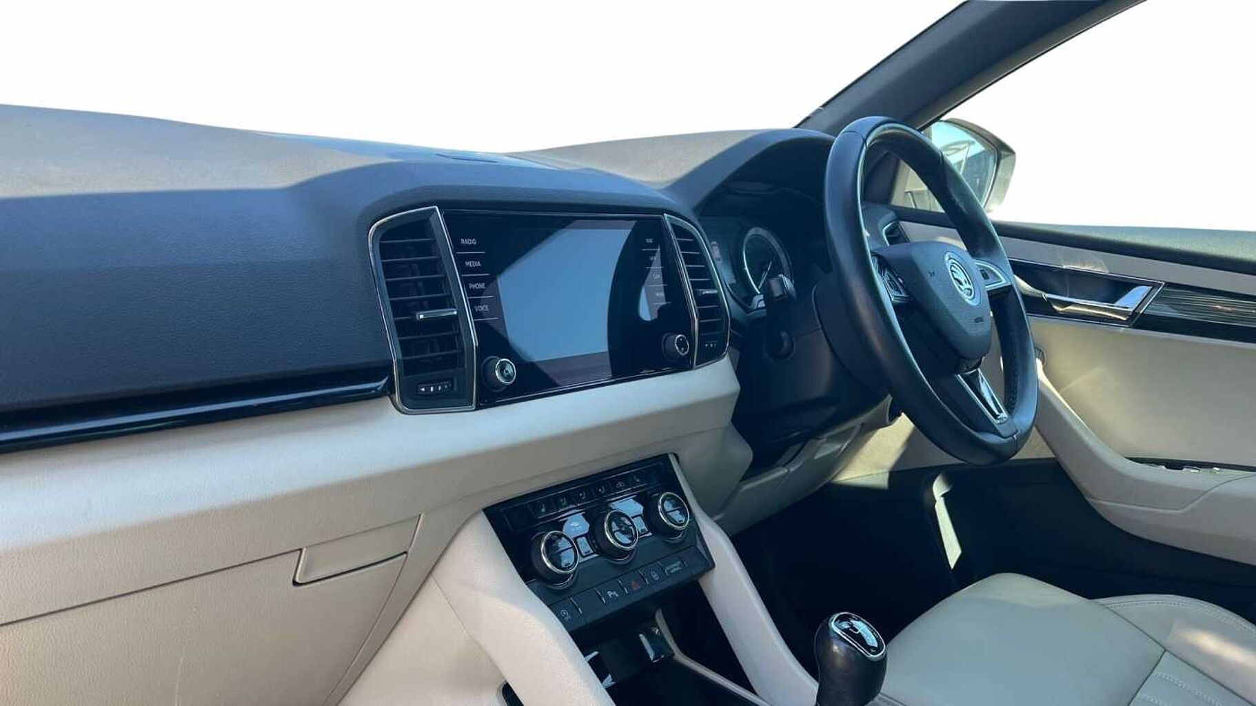 SKODA Karoq SUV 1.5 TSI (150ps) SE L ACT