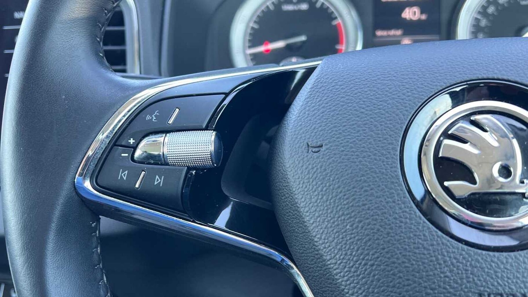 SKODA Karoq SUV 1.5 TSI (150ps) SE L ACT DSG