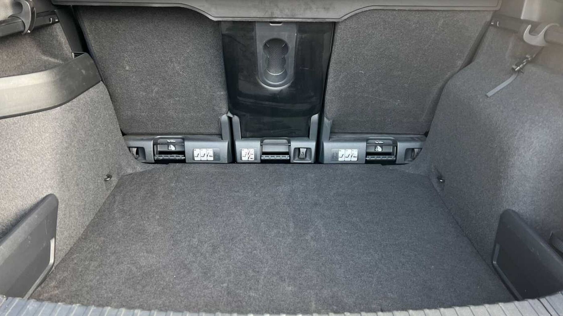 SKODA Karoq SUV 1.0 TSI (110ps) SE L
