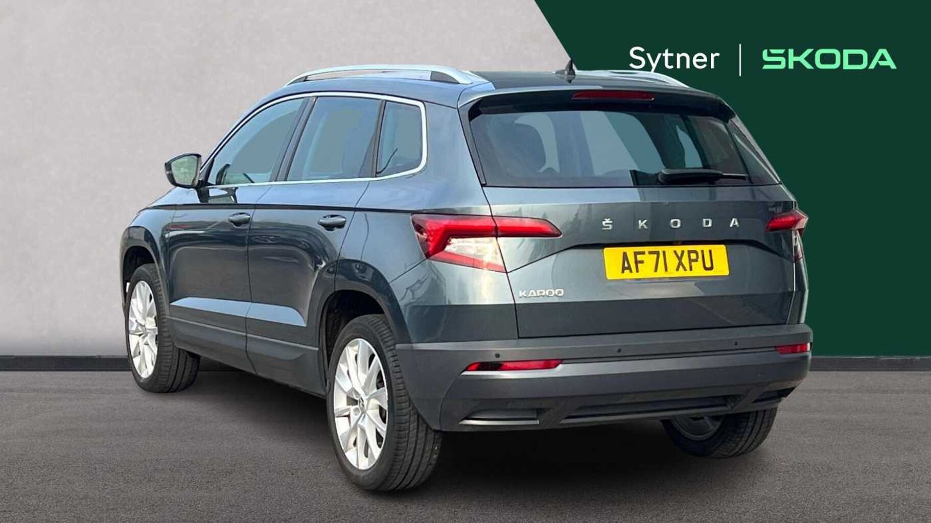 SKODA Karoq SUV 1.0 TSI (110ps) SE L