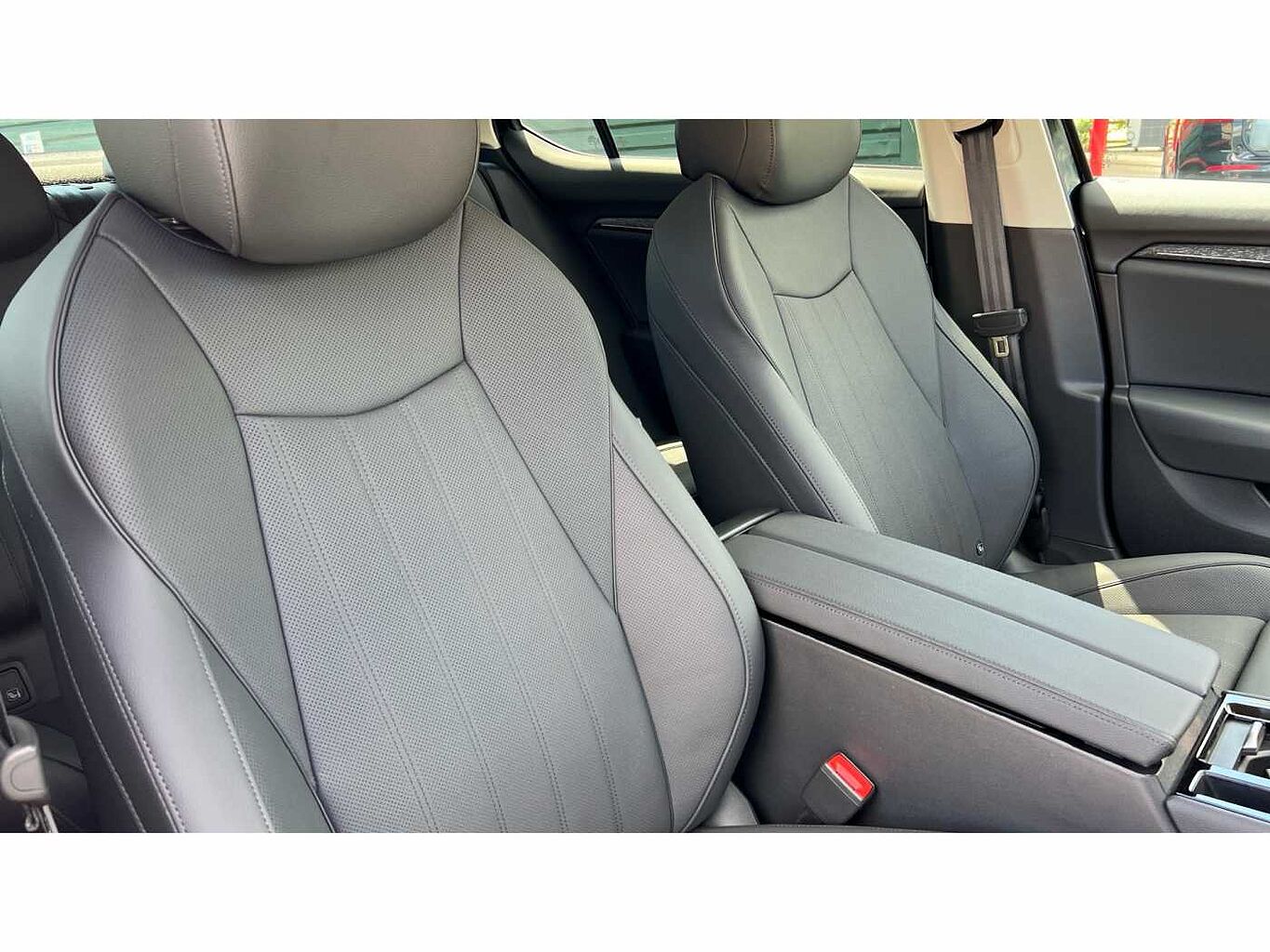 SKODA SUPERB Hatch SE L 1.5 TSI e-TEC 150 PS DSG