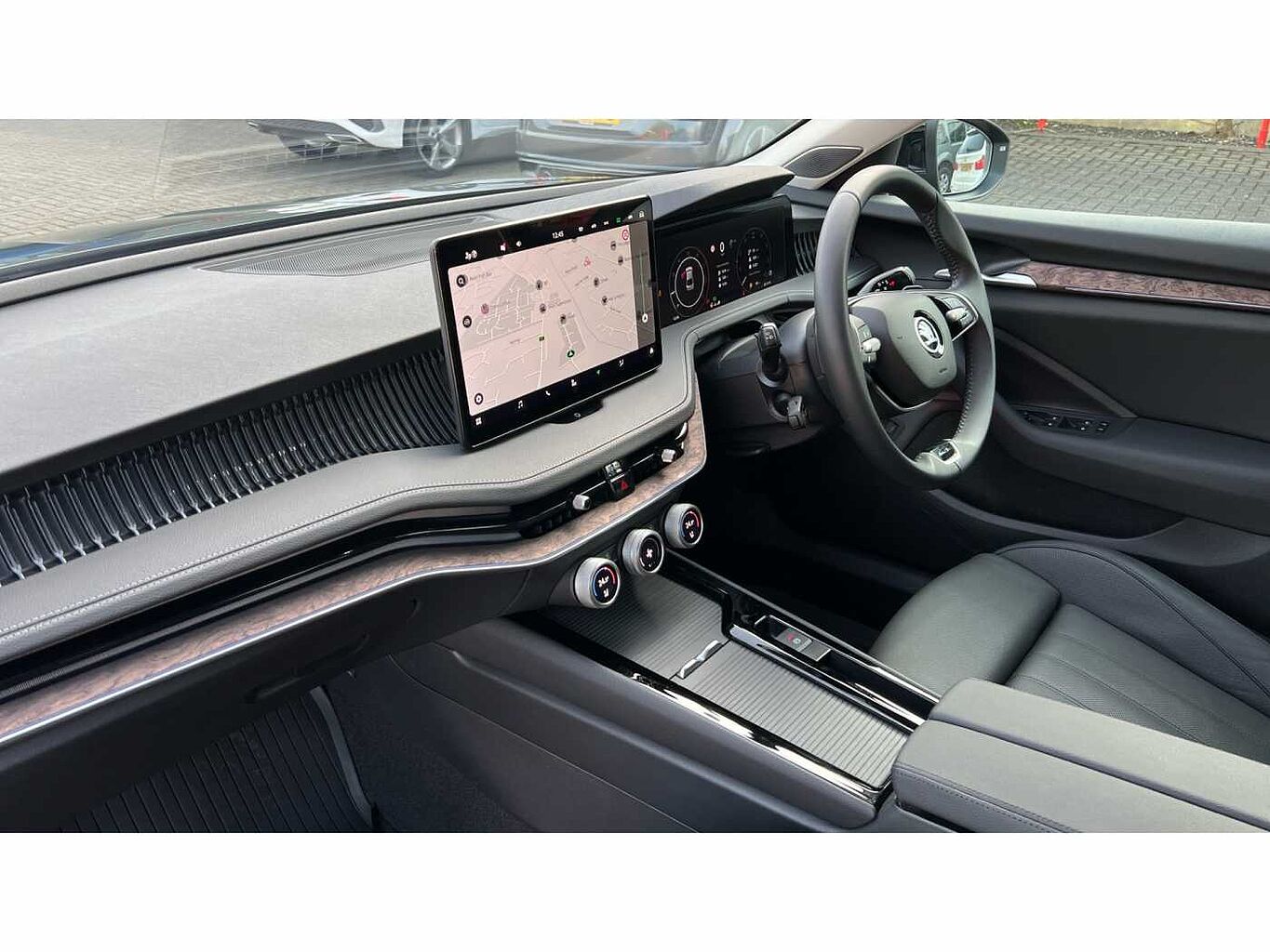 SKODA SUPERB Hatch L&K 2.0 TDI 193 PS 4x4 DSG