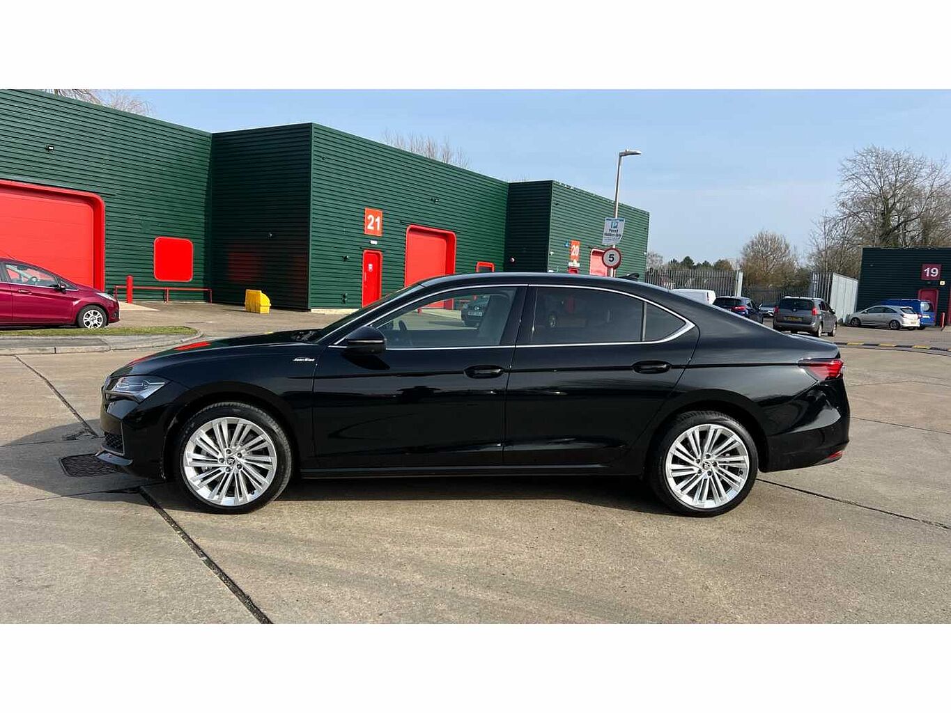 SKODA SUPERB Hatch L&K 2.0 TDI 193 PS 4x4 DSG