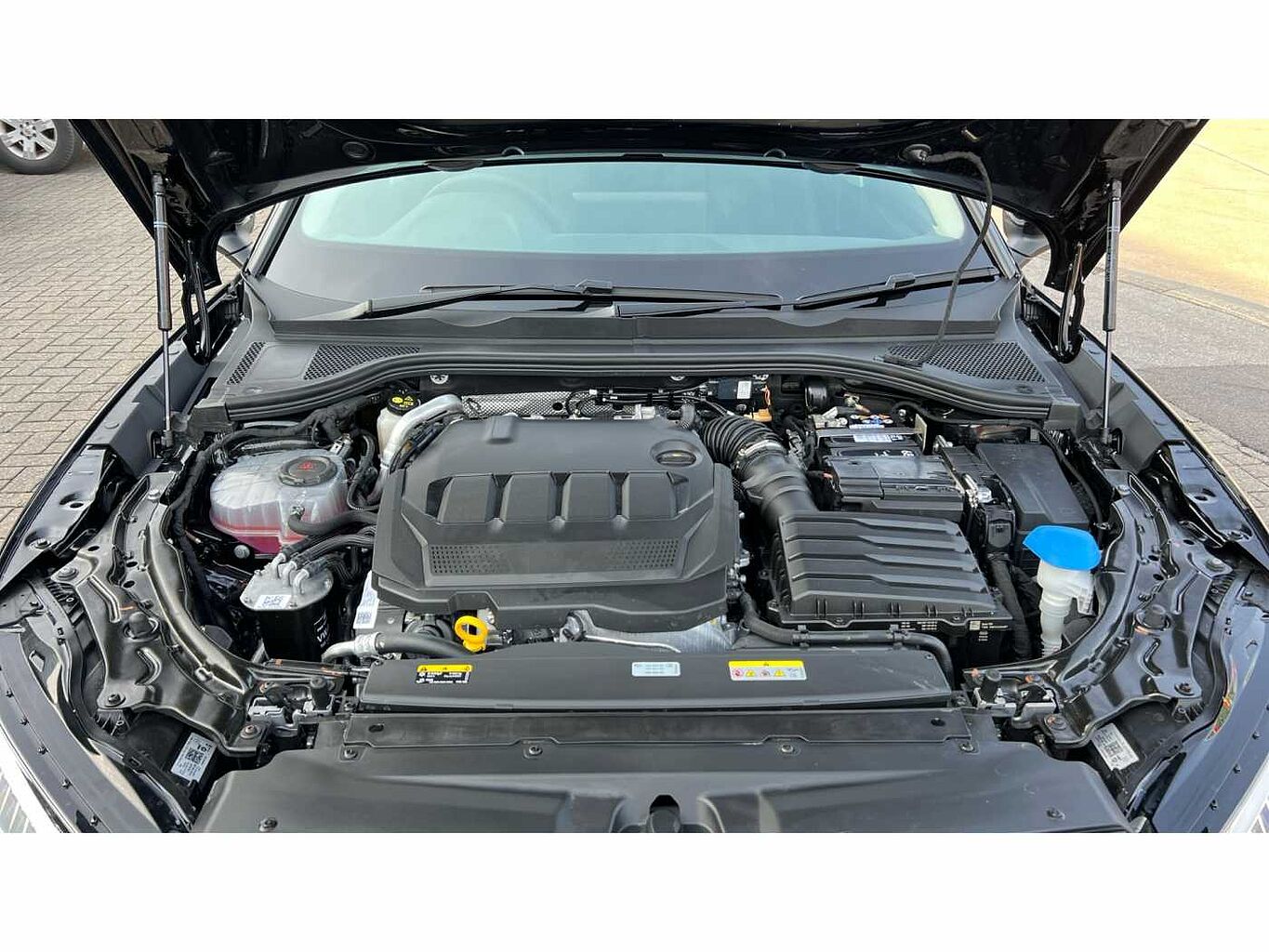 SKODA SUPERB Hatch L&K 2.0 TDI 193 PS 4x4 DSG