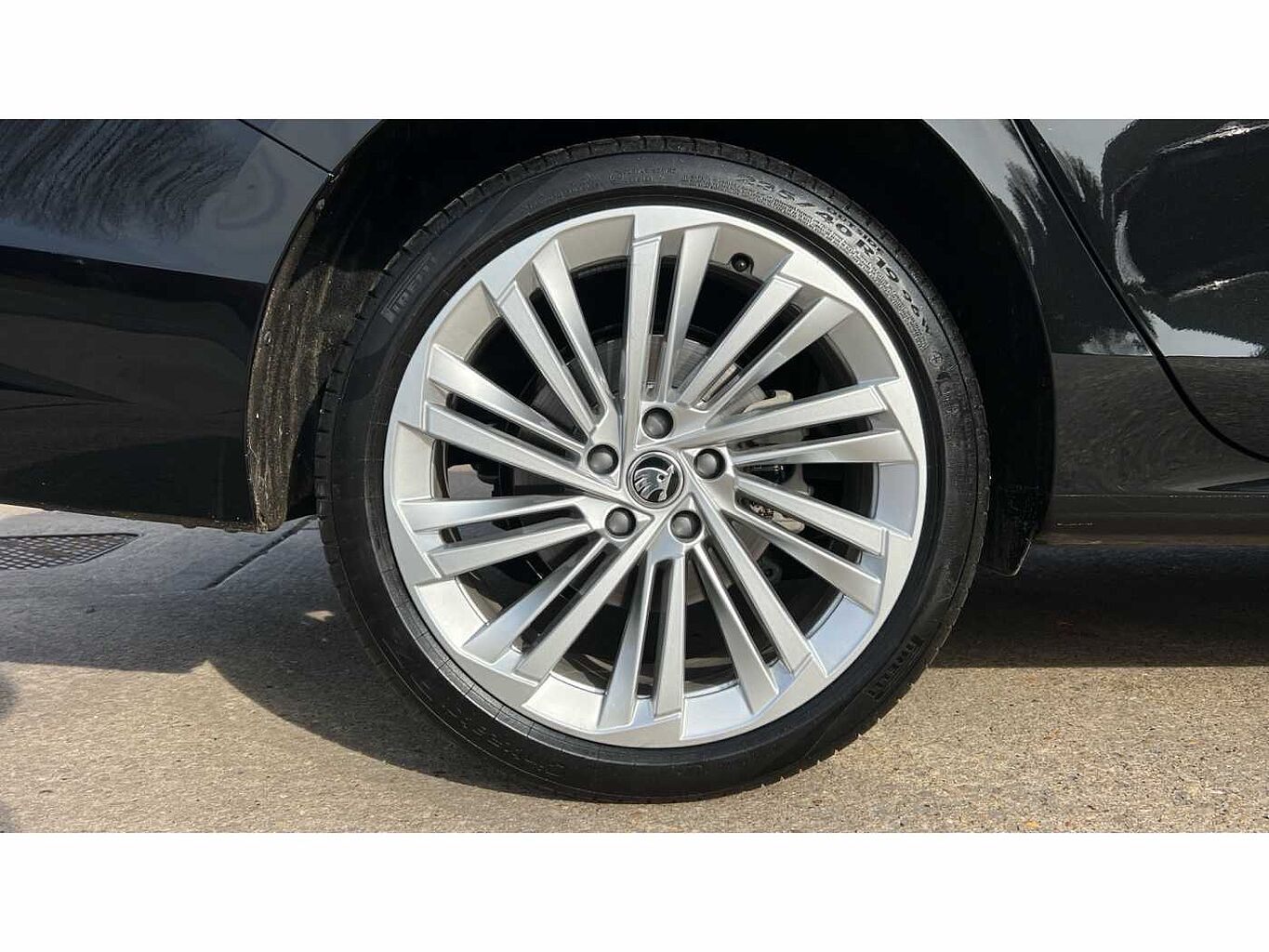 SKODA SUPERB Hatch L&K 2.0 TDI 193 PS 4x4 DSG