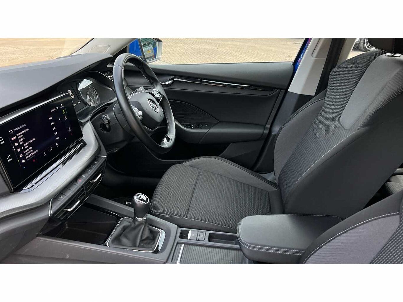 SKODA Octavia Hatchback 1.0 TSI (110ps) SE Technology