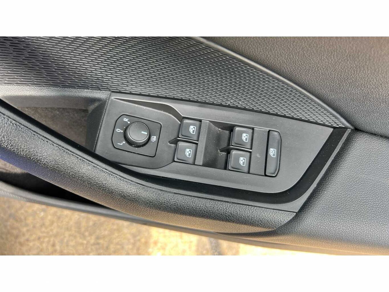 SKODA Octavia Hatchback 1.0 TSI (110ps) SE Technology