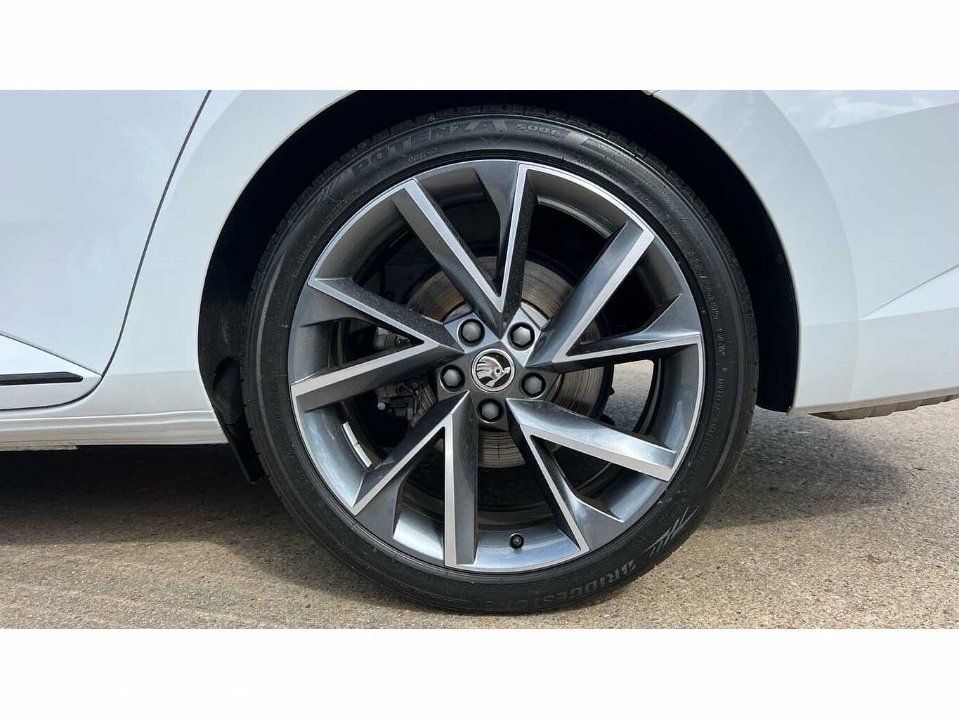 SKODA SUPERB 1.5 TSI Sport Line Plus 5dr DSG
