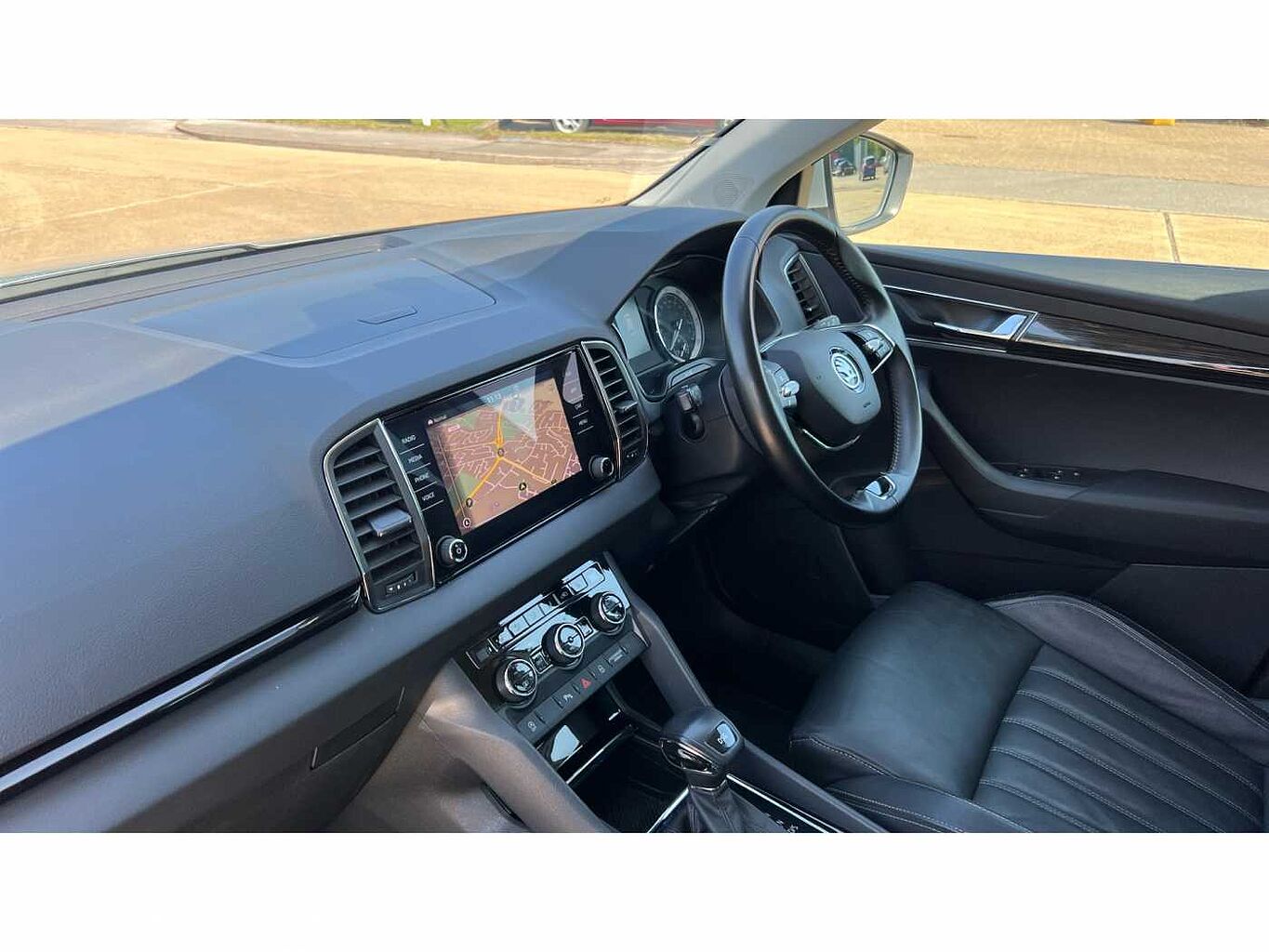 SKODA Karoq SUV 1.5 TSI (150ps) SE L ACT DSG