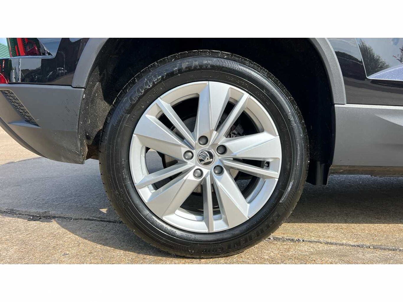 SKODA KAROQ 1.5 TSI SE Drive 5dr DSG