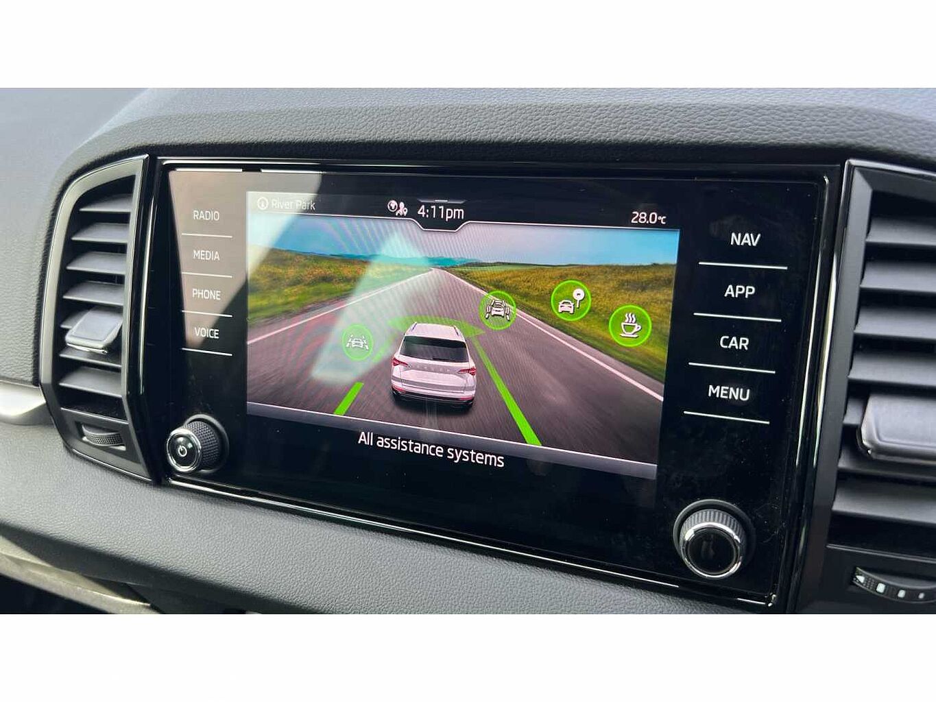 SKODA KAROQ 1.5 TSI SE Drive 5dr DSG