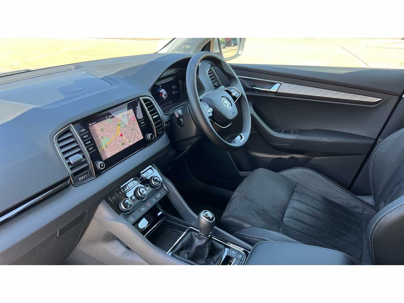 SKODA KAROQ 1.5 TSI SE L 5dr