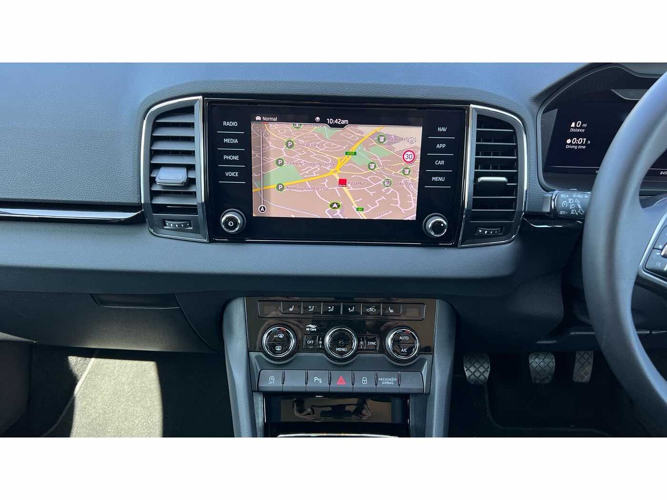 SKODA KAROQ 1.5 TSI SE L 5dr