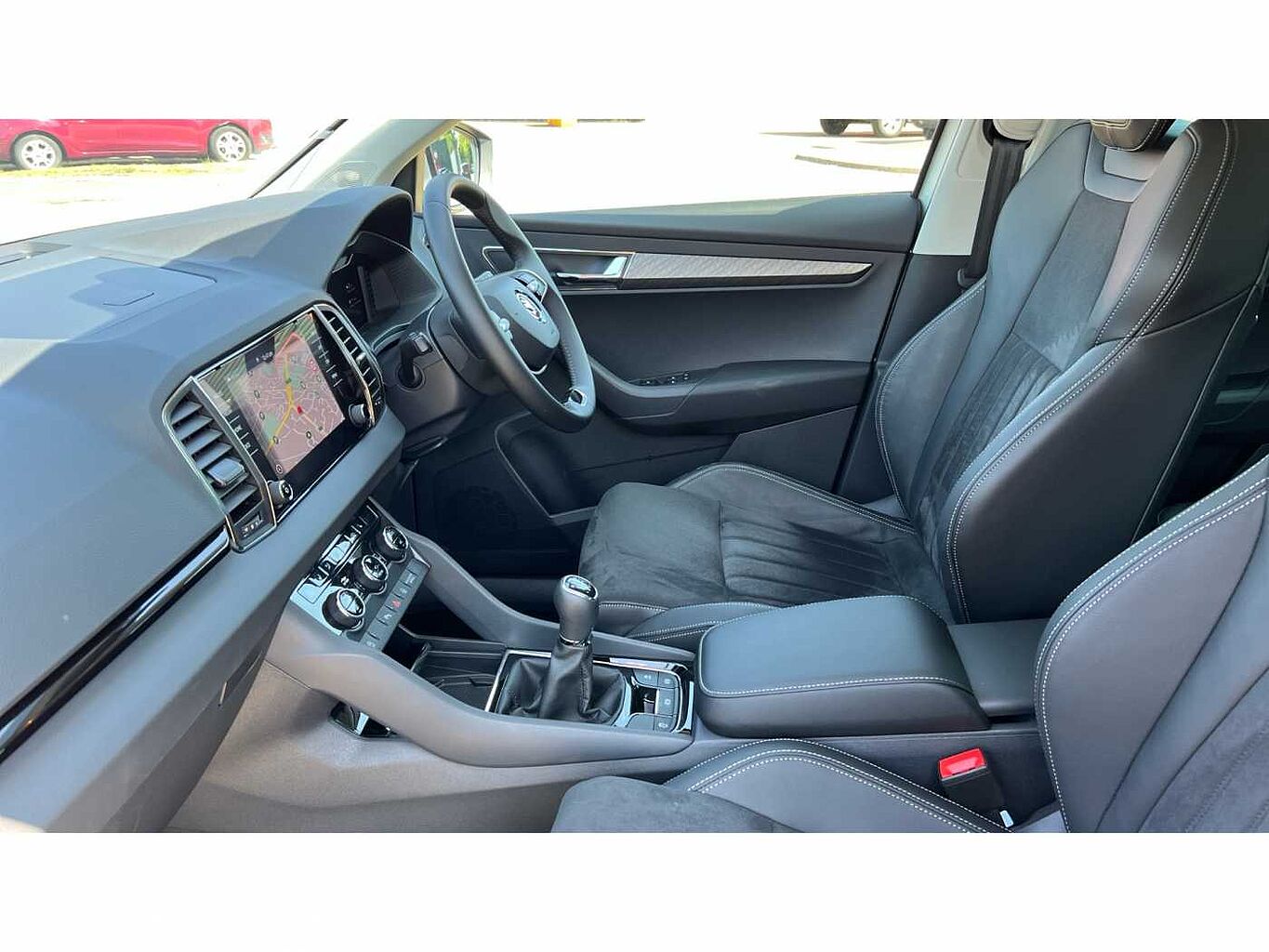SKODA KAROQ 1.5 TSI SE L 5dr