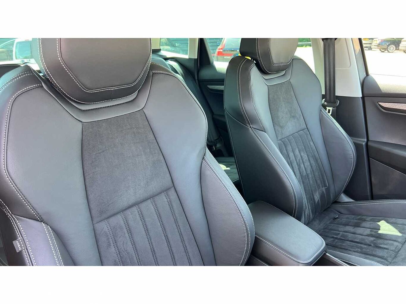 SKODA Karoq SUV 1.5 TSI (150ps) SE L ACT DSG
