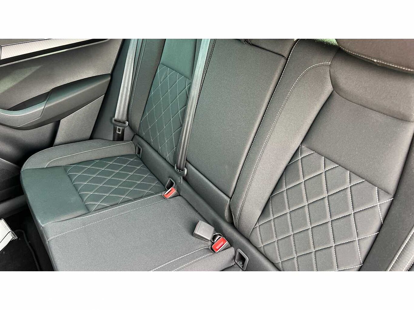 SKODA Karoq SUV 1.5 TSI (150ps) SportLine ACT