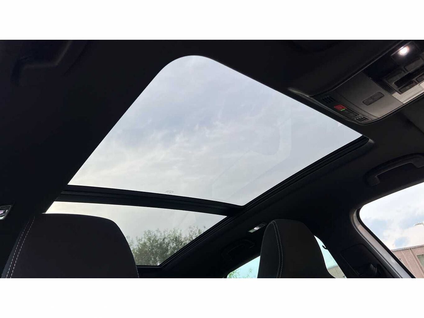 SKODA Karoq SUV 1.5 TSI (150ps) SportLine ACT