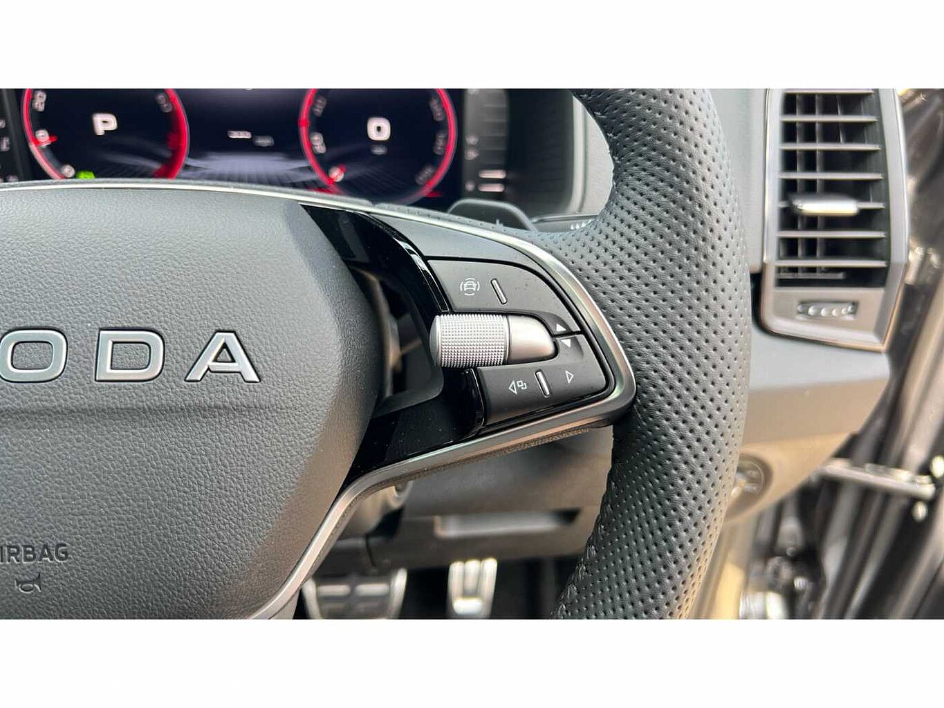 SKODA KAROQ SportLine Edition 1.5 TSI 150 PS DSG