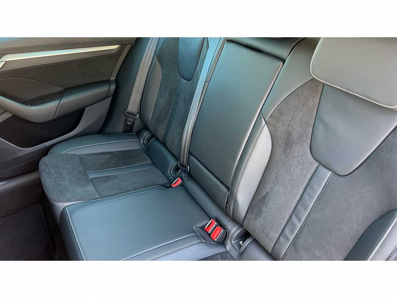 SKODA OCTAVIA 1.5 TSI 150 SE L 5dr