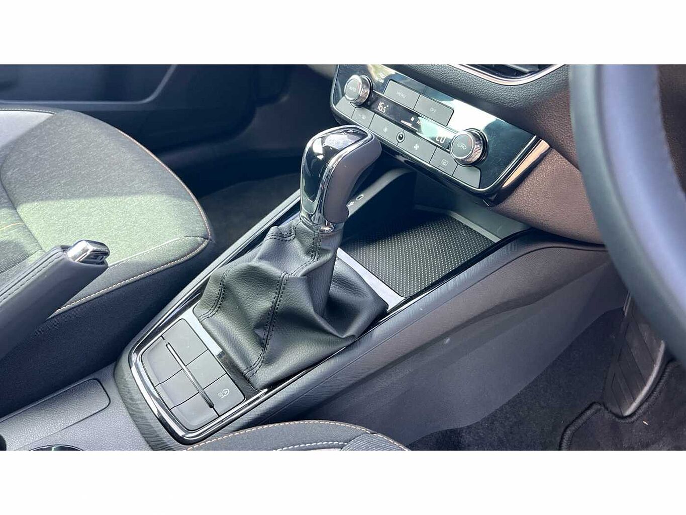 SKODA KAMIQ 1.0 TSI SE L 5dr DSG