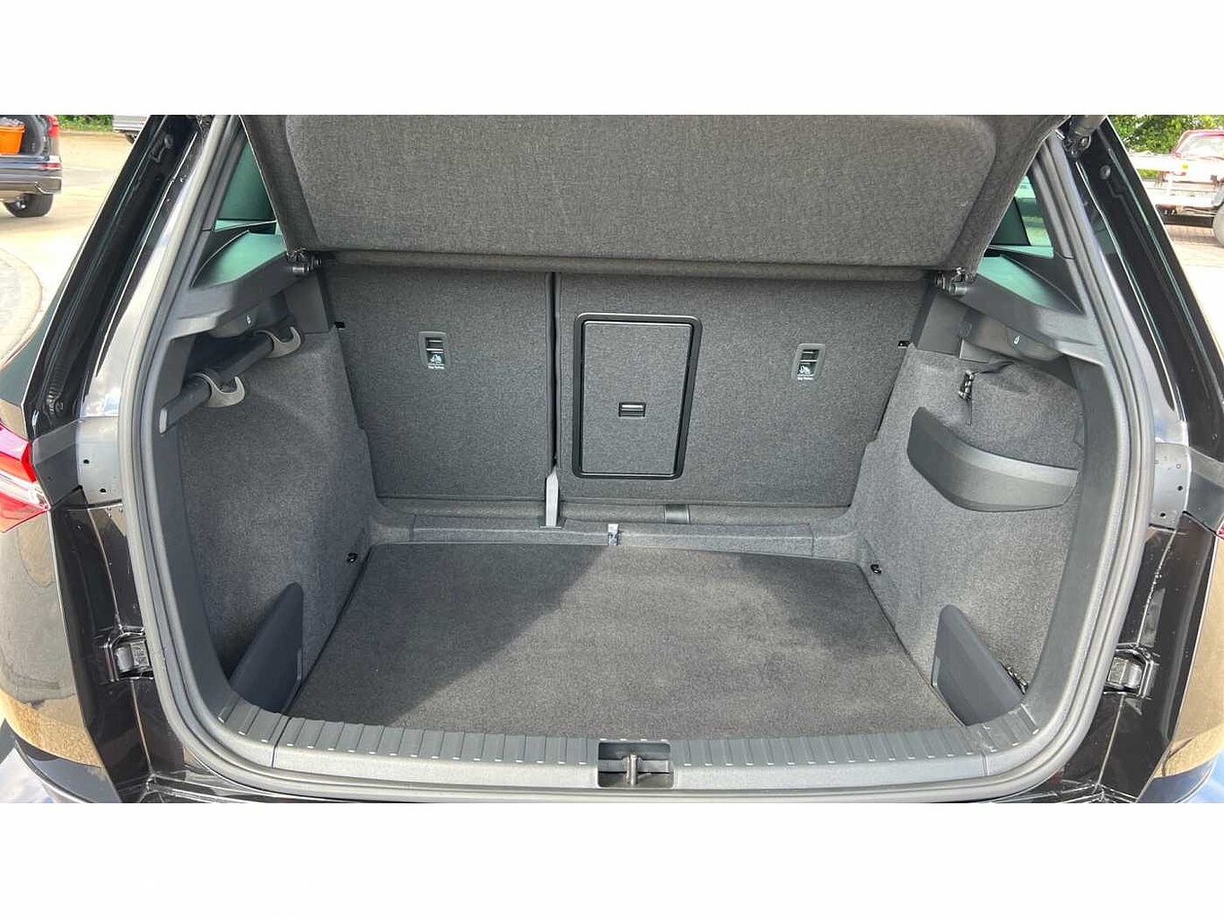 SKODA Karoq SUV 1.5 TSI (150ps) SportLine ACT