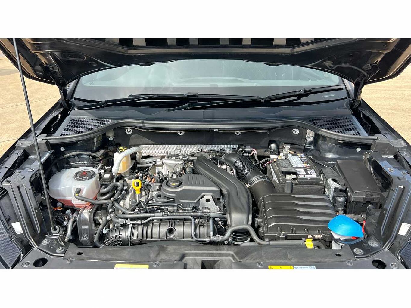 SKODA Karoq SUV 1.5 TSI (150ps) SportLine ACT