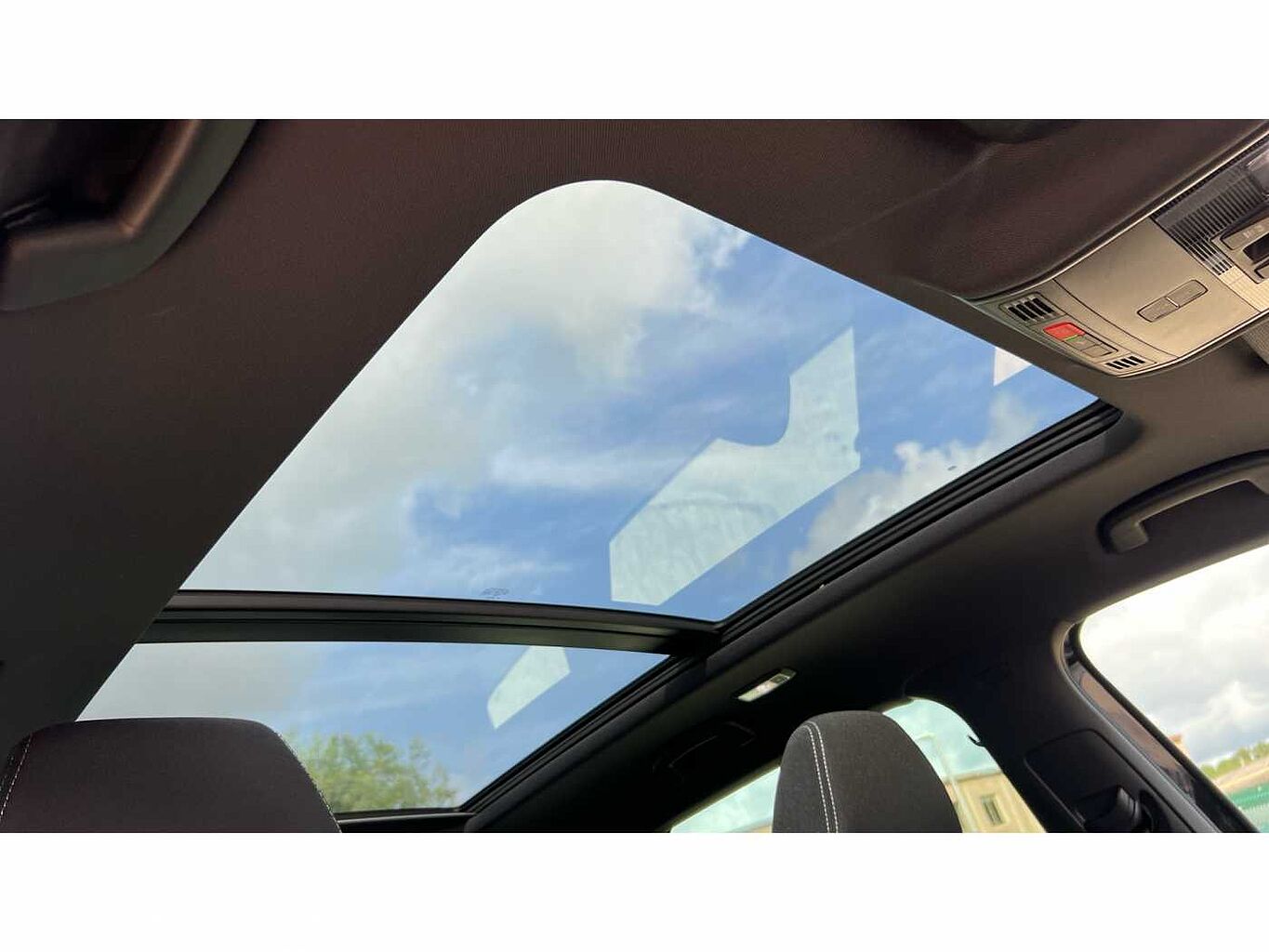 SKODA Karoq SUV 1.5 TSI (150ps) SportLine ACT