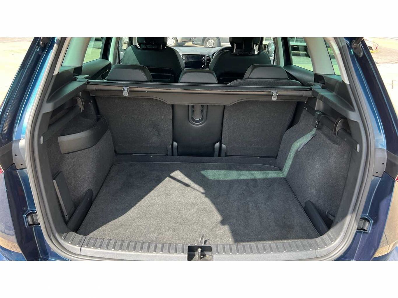 SKODA KAROQ 1.5 TSI SE L 5dr
