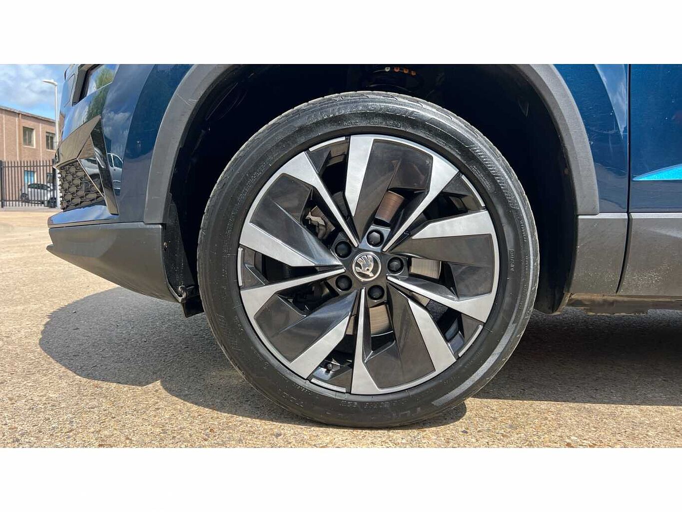 SKODA KAROQ 1.5 TSI SE L 5dr