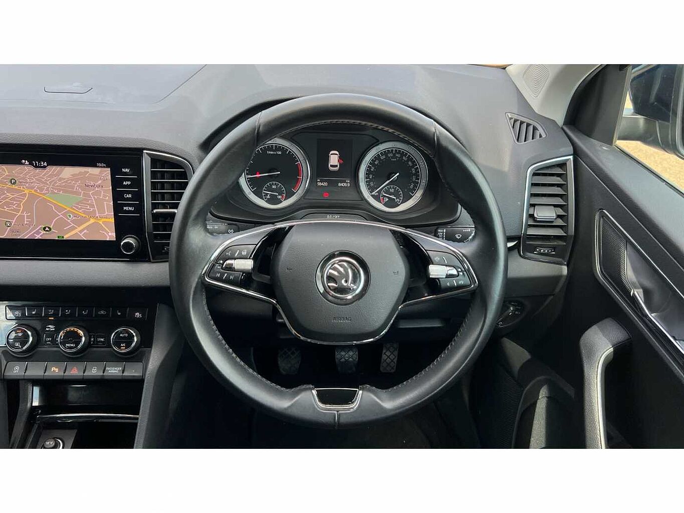 SKODA KAROQ 1.5 TSI SE L 5dr