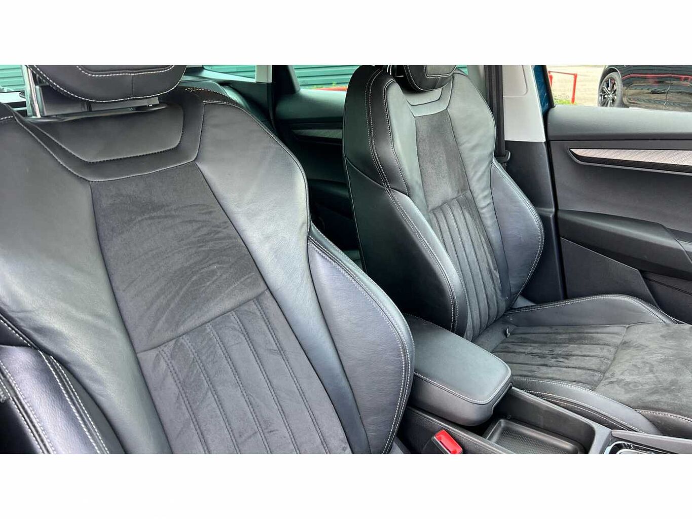 SKODA KAROQ 1.5 TSI SE L 5dr