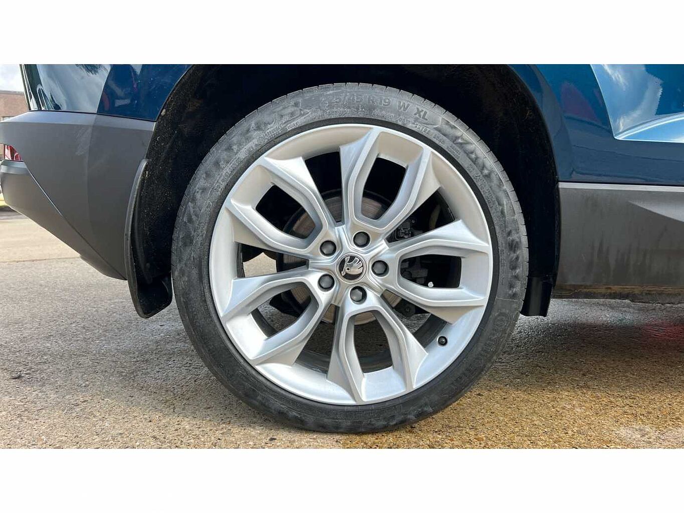 SKODA KAROQ 1.5 TSI SE L 4x4 5dr DSG