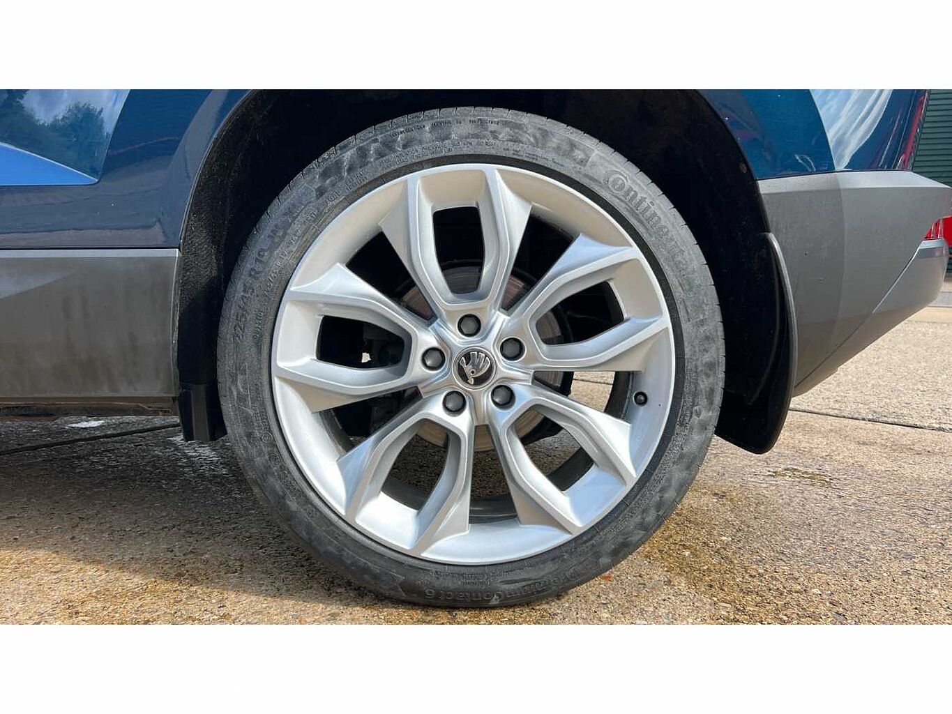 SKODA KAROQ 1.5 TSI SE L 4x4 5dr DSG