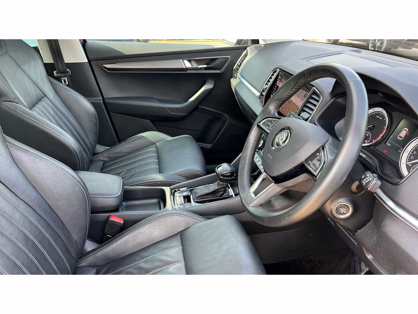 SKODA KAROQ 1.5 TSI SE L 4x4 5dr DSG