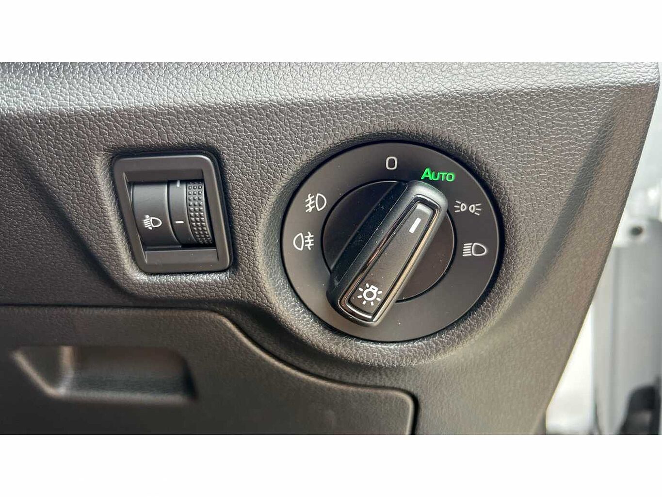 SKODA SCALA 1.0 TSI 95 SE 5dr