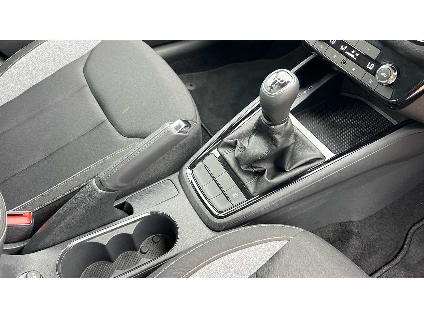 SKODA SCALA 1.0 TSI 95 SE 5dr