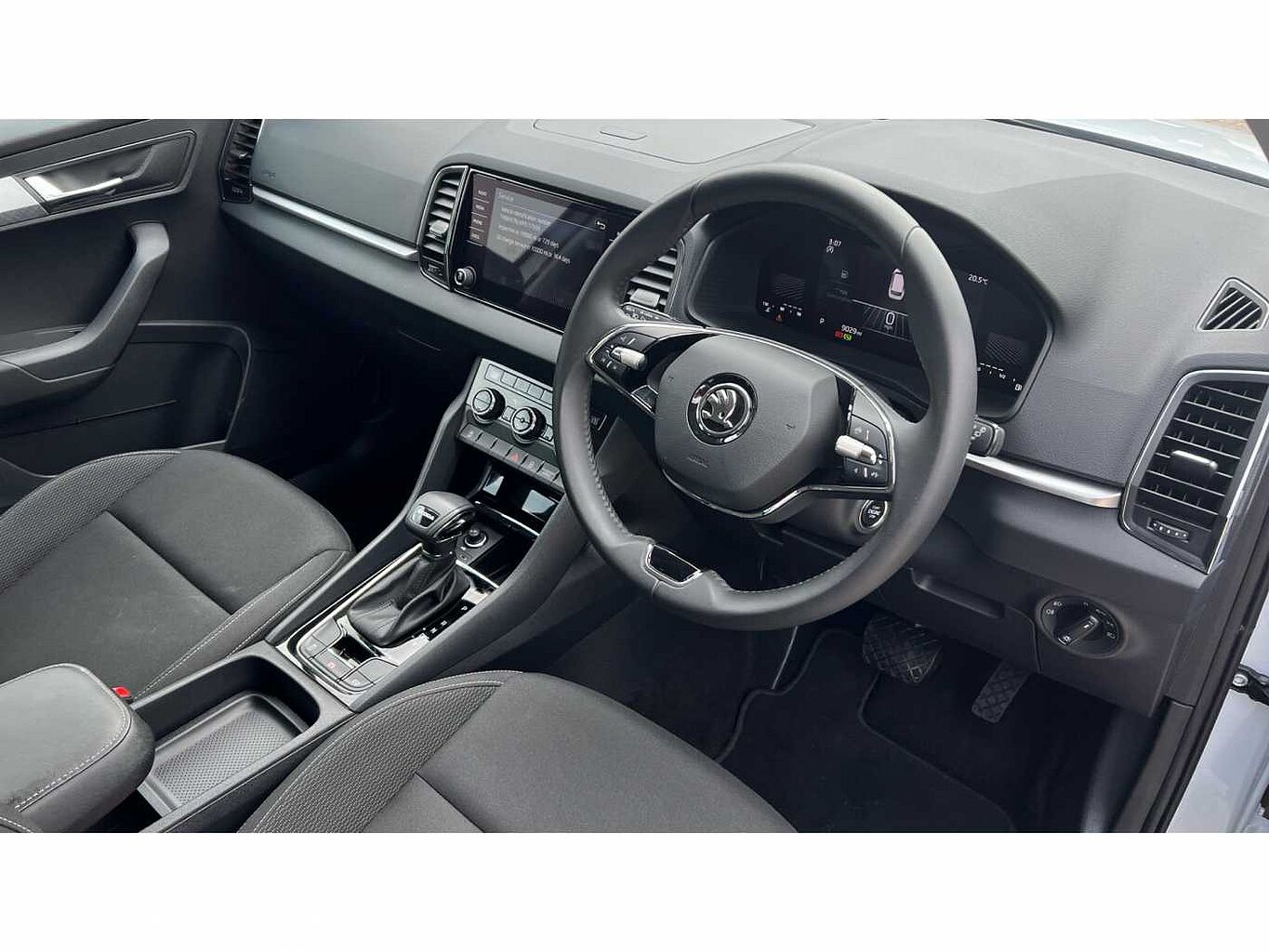 SKODA KAROQ 1.5 TSI SE Drive 5dr DSG