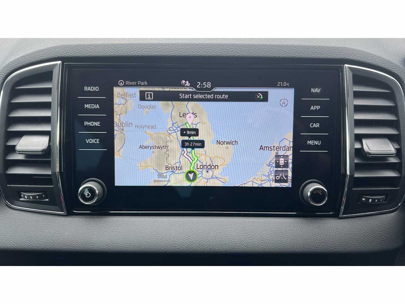 SKODA KAROQ 1.5 TSI SE Drive 5dr DSG