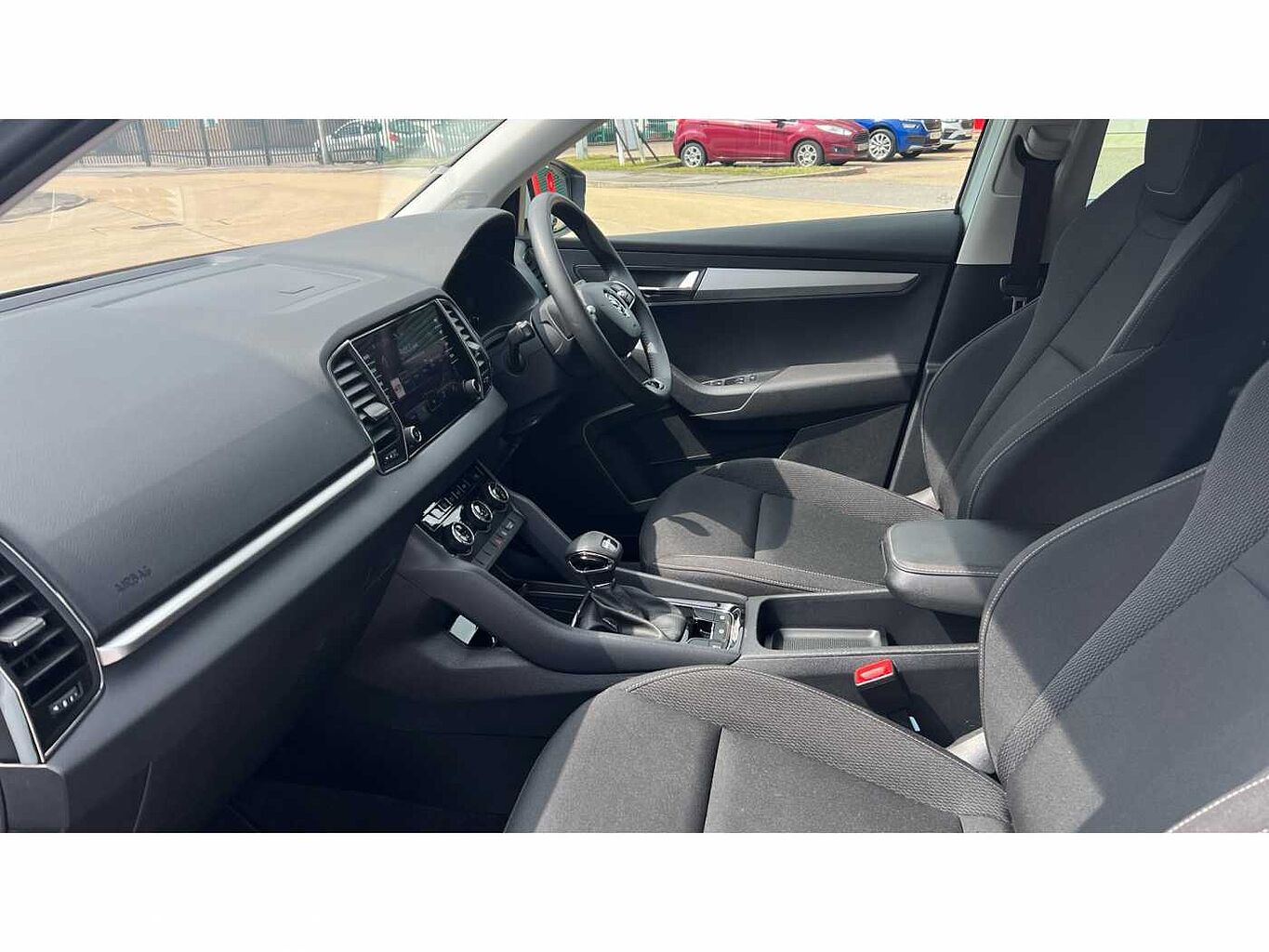 SKODA KAROQ 1.5 TSI SE Drive 5dr DSG