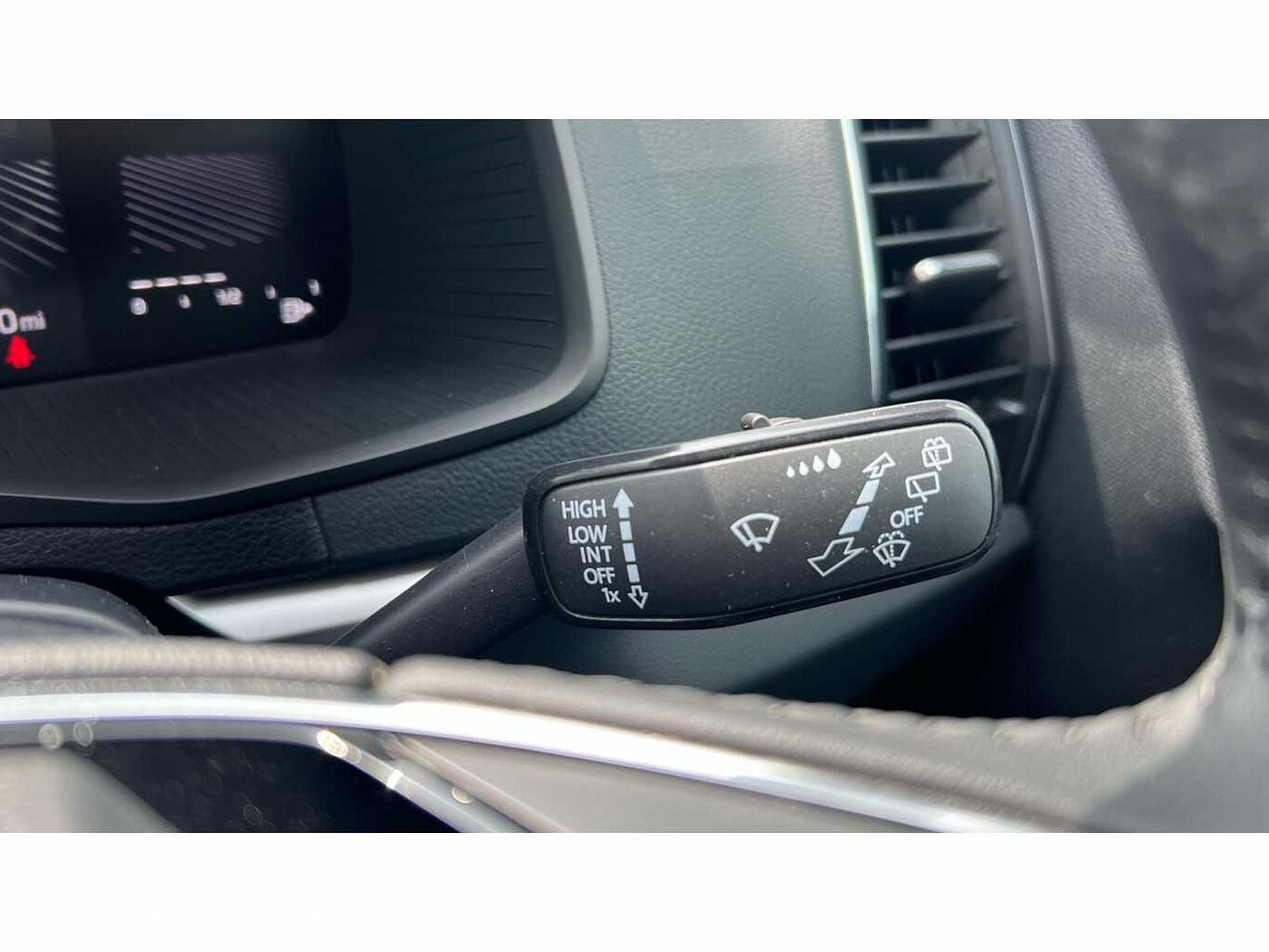 SKODA KAROQ 1.5 TSI SE Drive 5dr DSG