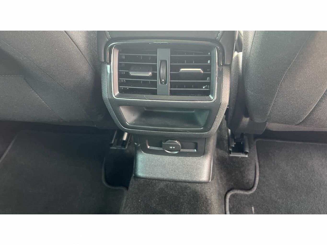 SKODA KAROQ 1.5 TSI SE Drive 5dr DSG