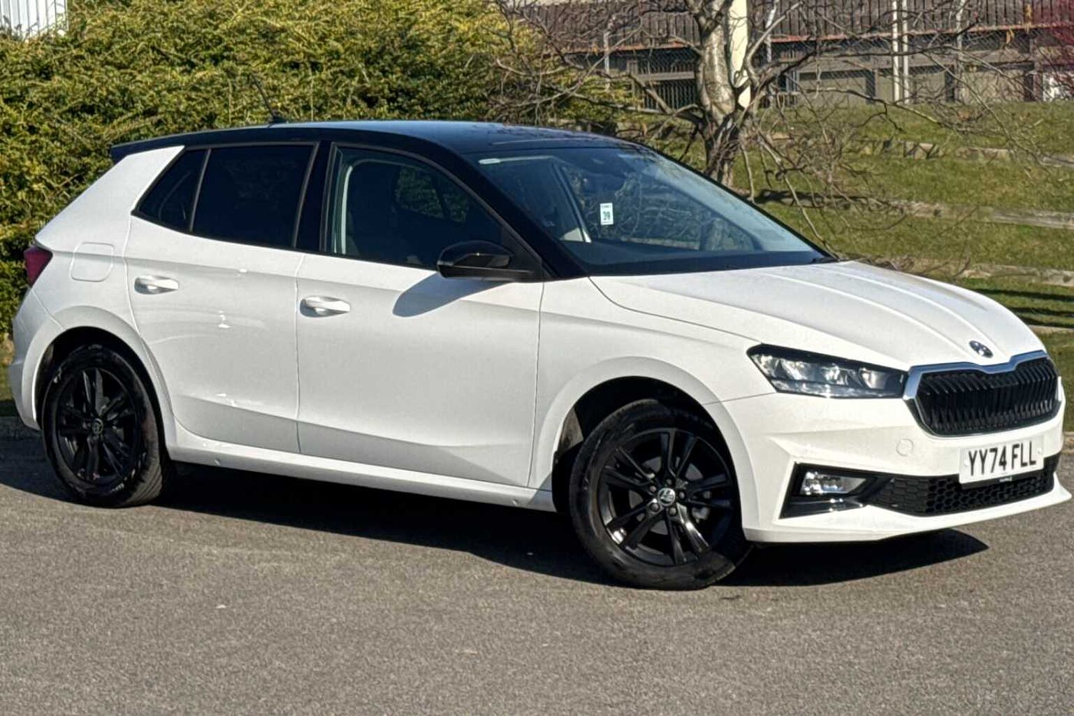 SKODA Fabia 1.0 MPI 80ps Colour Edition 5-Dr Hatchback *Candy White
