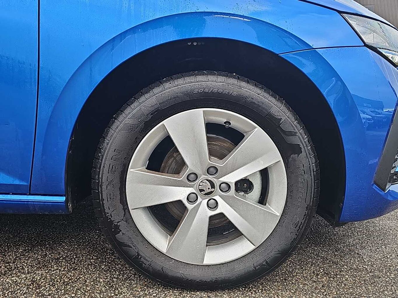 SKODA Scala 5-Dr 1.5 TSI 150ps SE DSG *Ex Demo Race Blue