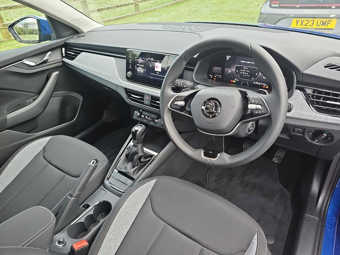 SKODA Scala 5-Dr 1.5 TSI 150ps SE DSG *Ex Demo Race Blue
