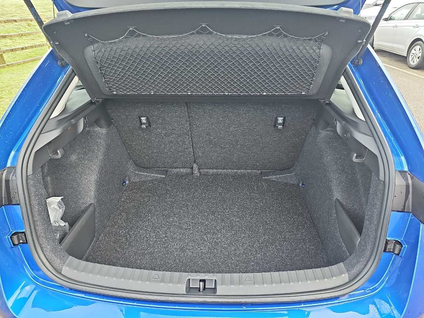 SKODA Scala 5-Dr 1.5 TSI 150ps SE DSG *Ex Demo Race Blue